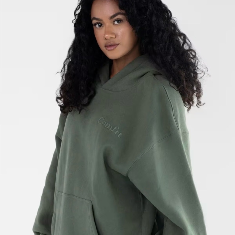 Comft Olive Women's Sweatshirt